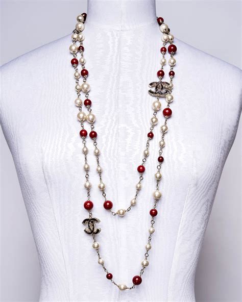 sautoir perles chanel vintage|Sautoir Chanel Necklaces .